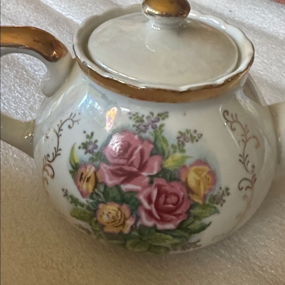 Antique Floral Teapot with Gold Accents - Picture 8 of 11